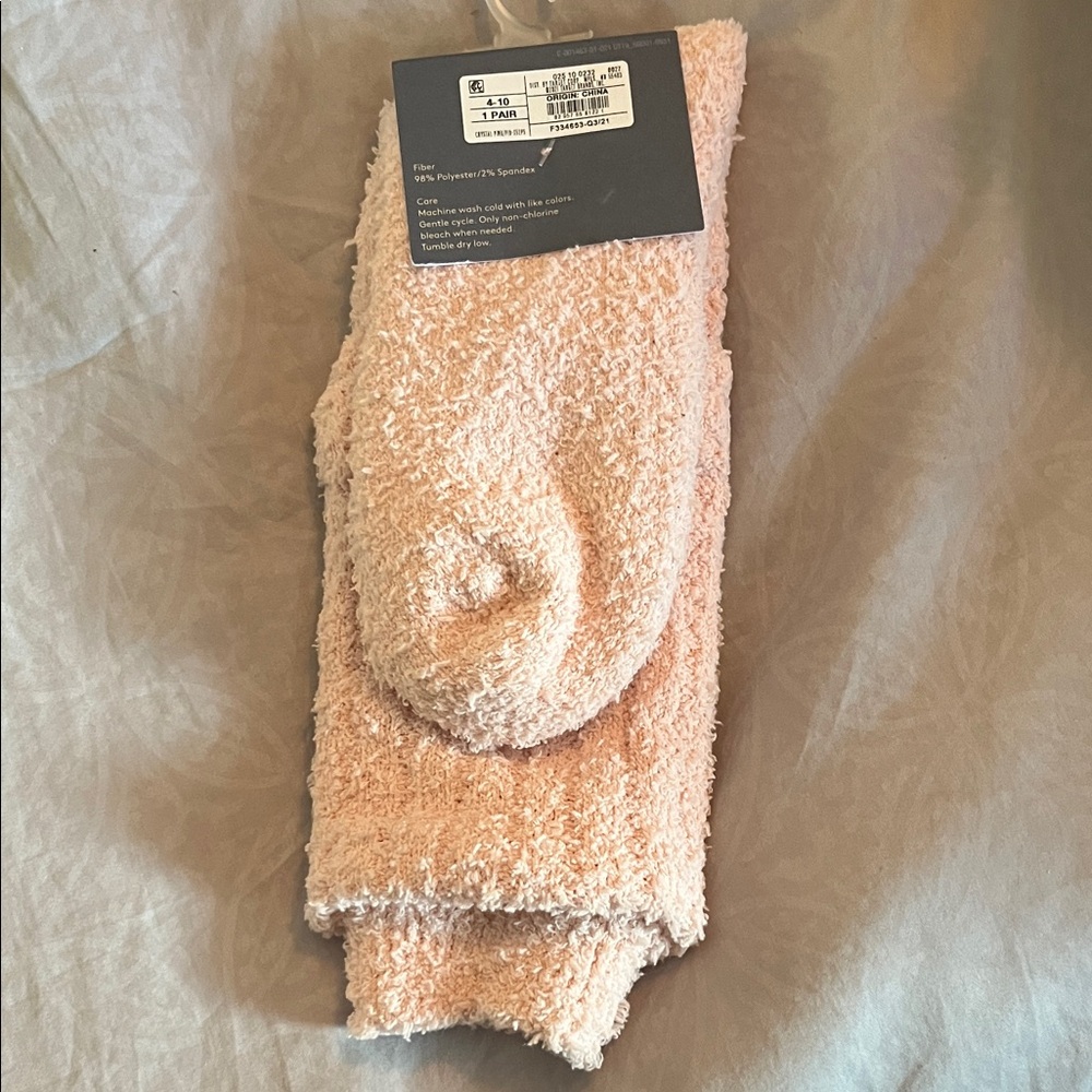Universal Thread Peach Slouch Boot Socks - Picture 3 of 3